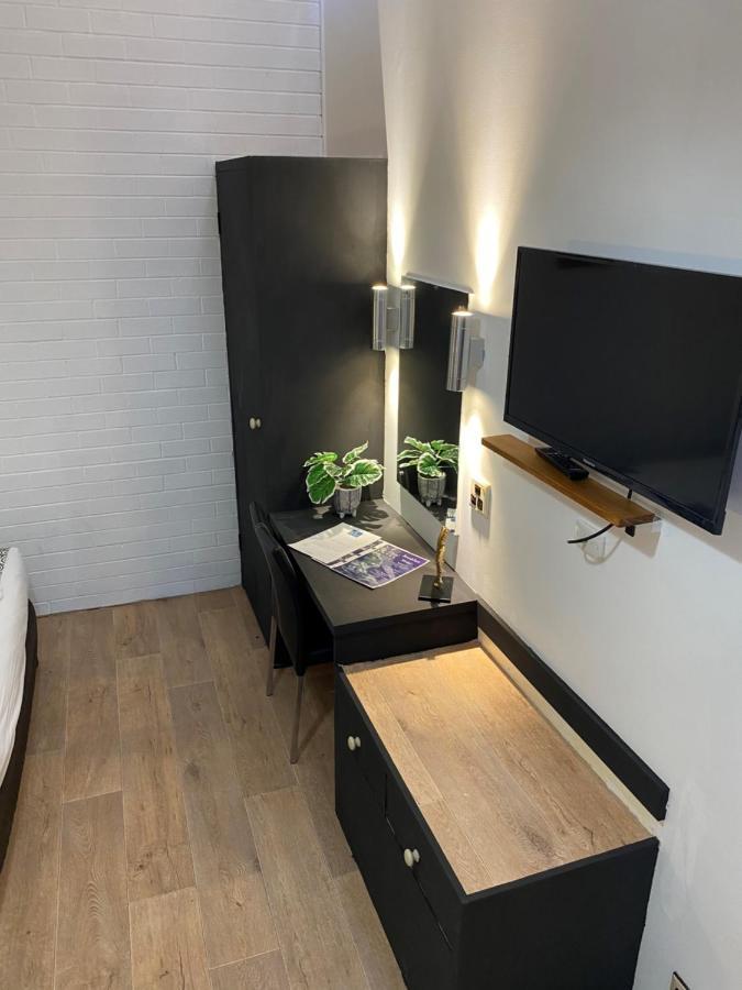 Elm Court Motel Албъри Екстериор снимка