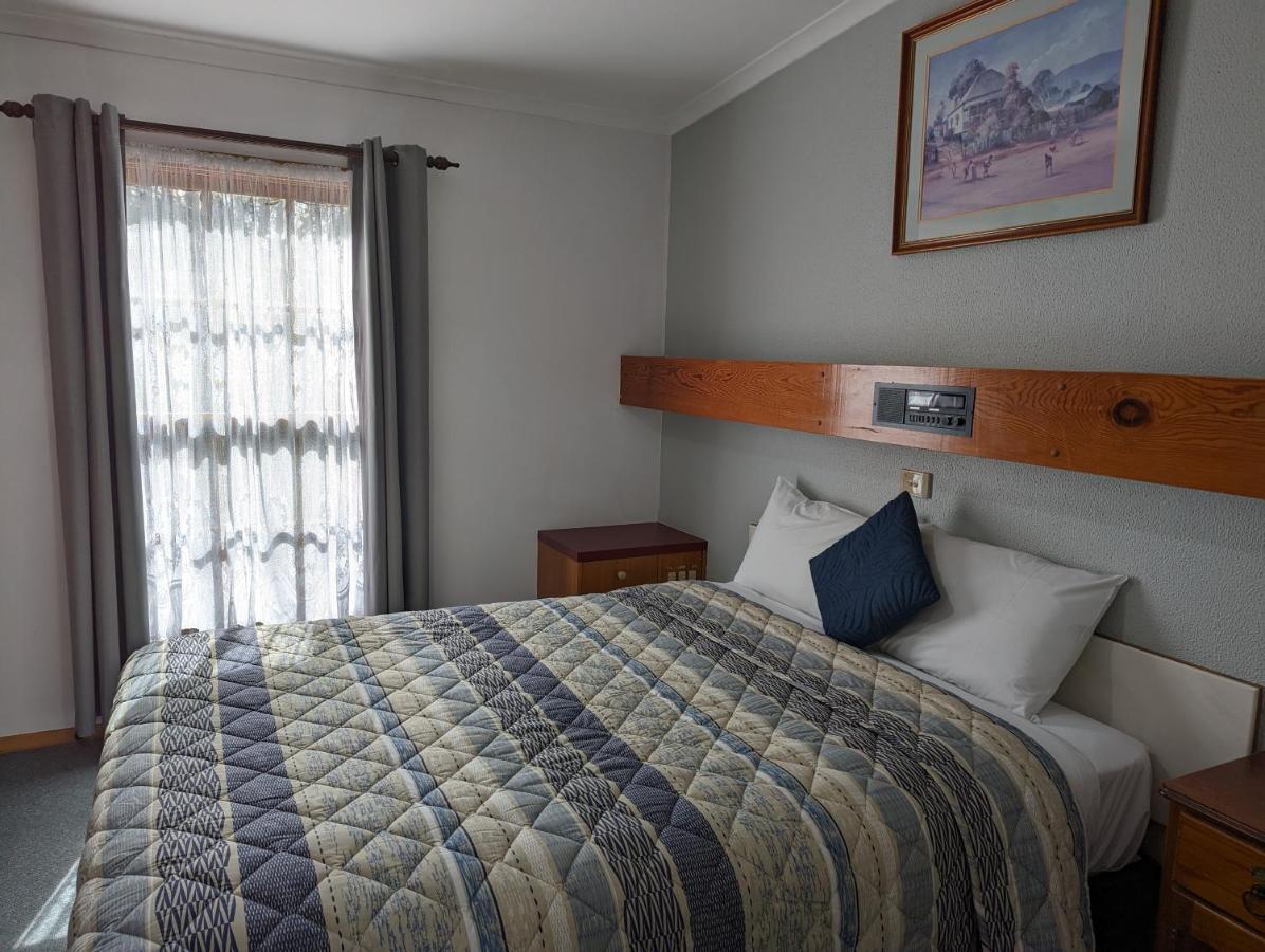 Elm Court Motel Албъри Екстериор снимка