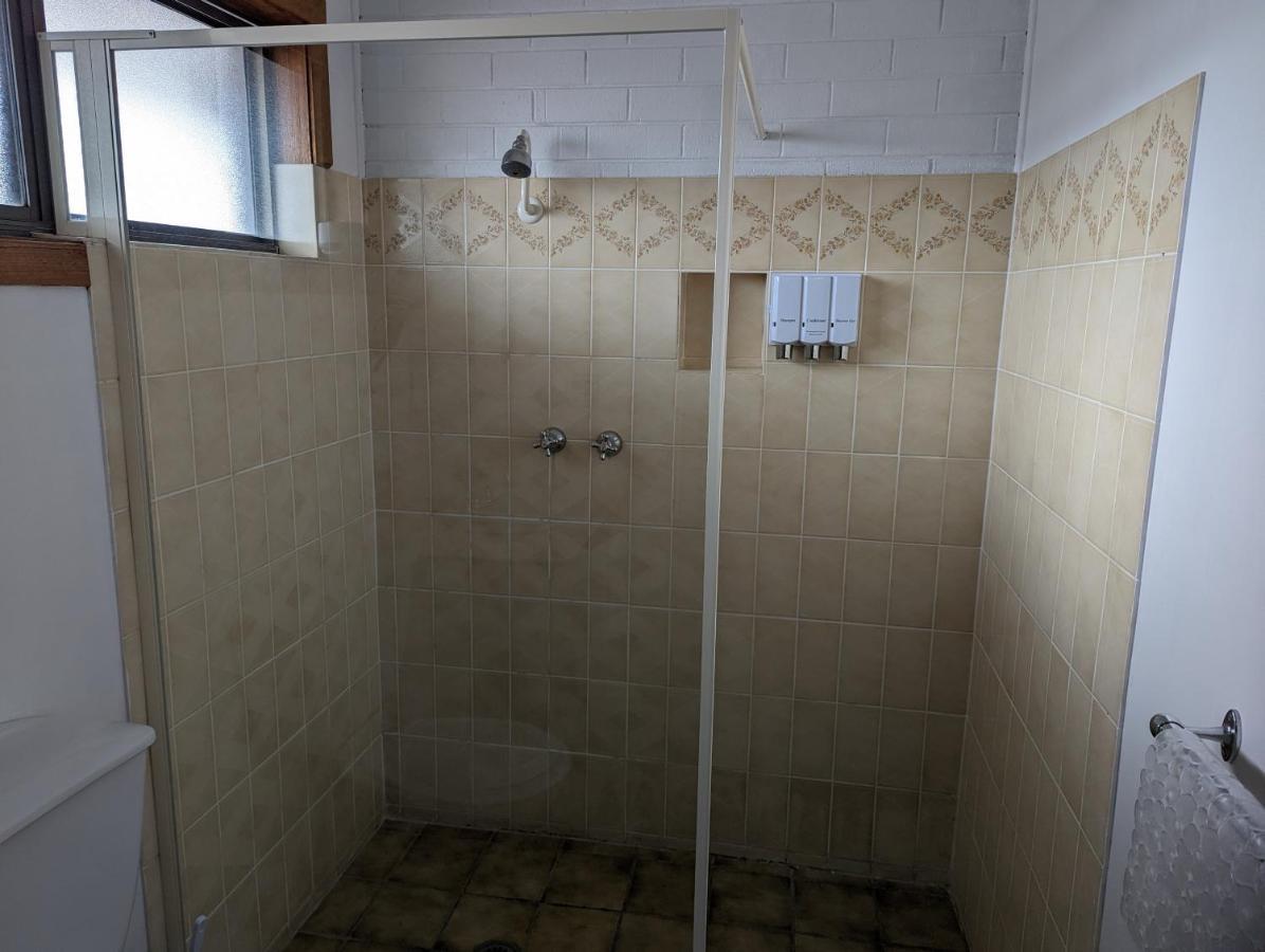 Elm Court Motel Албъри Екстериор снимка