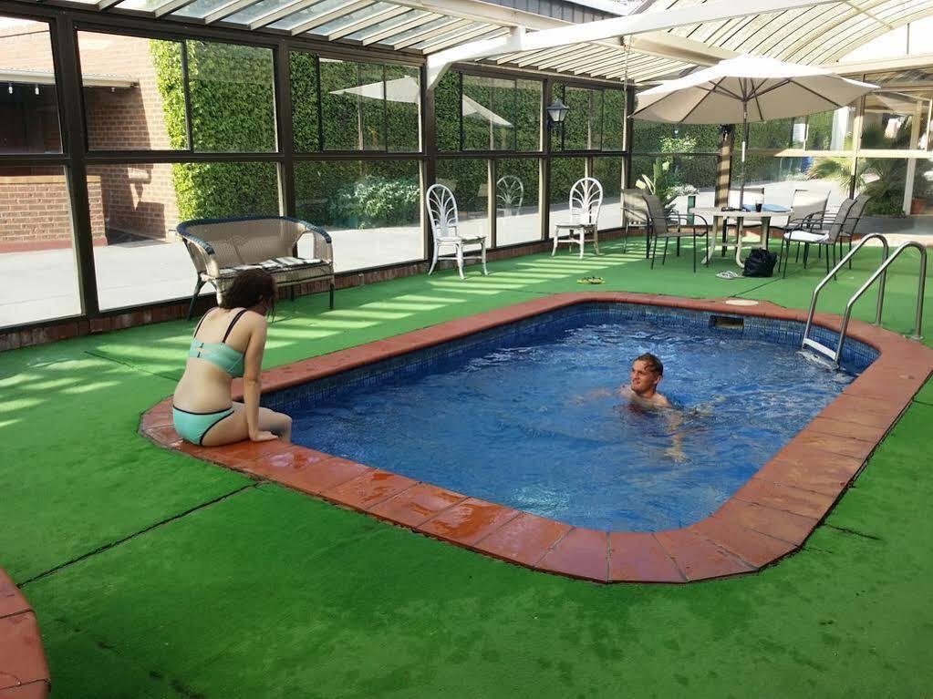 Elm Court Motel Албъри Екстериор снимка